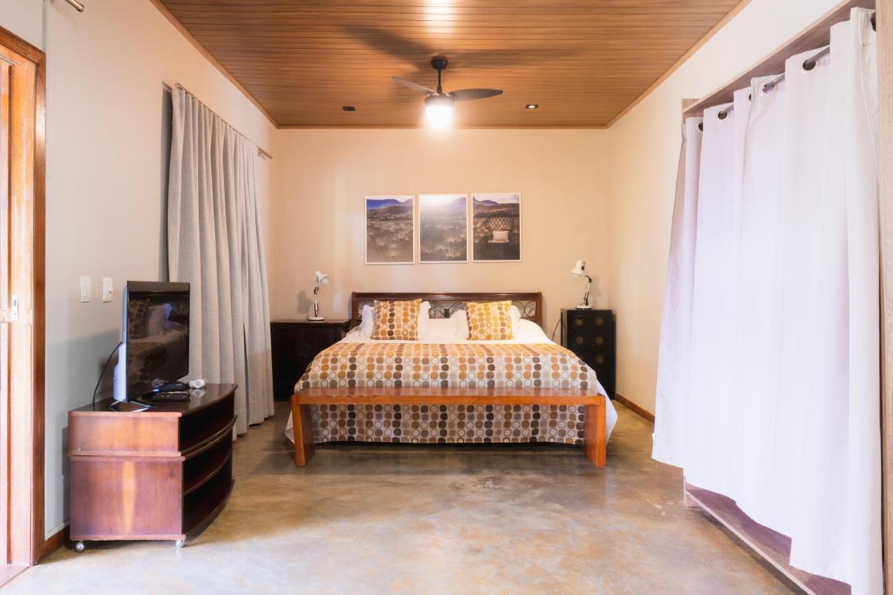 Casa Da Lua Pousada Alto Paraíso de Goiás Екстериор снимка
